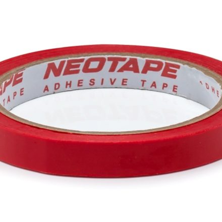 Páska na utesnenie fóliových vreciek NEOTAPE 12 mm x 60 m červená