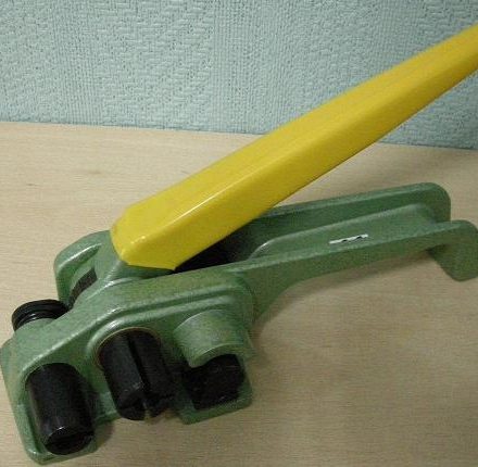 P110Y napínač páskových pásov PP a PES 9-19 mm žltozelená